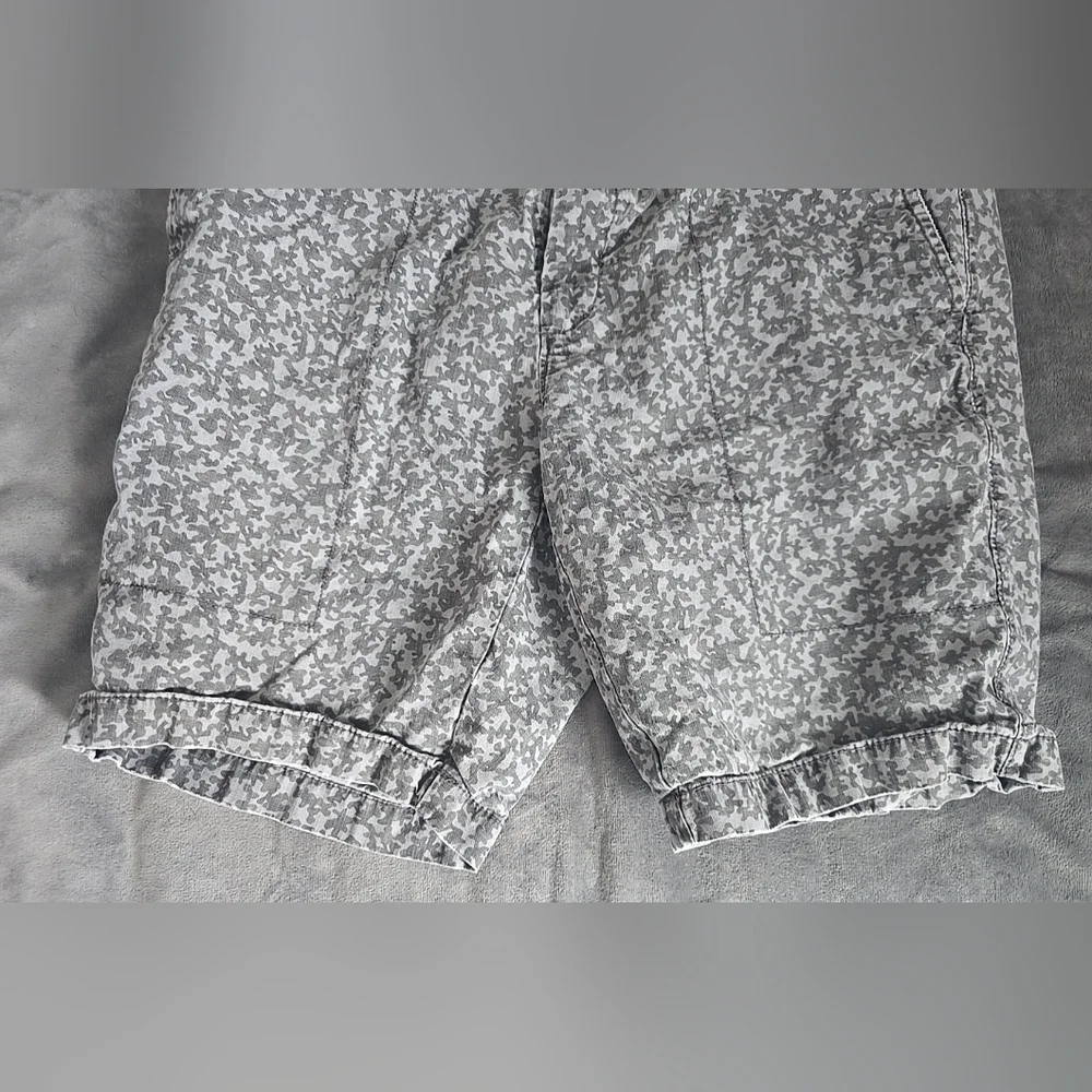 Slate & Stone Shorts Mens 34 Light & Dark Grays Chino Denim Botanical Men's